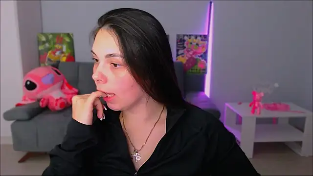 Snapshot of queenofthesense_ chatting on October 6, 2025, 4:19 pm queenofthesense online show from October 6, 2025, 4:19 pm