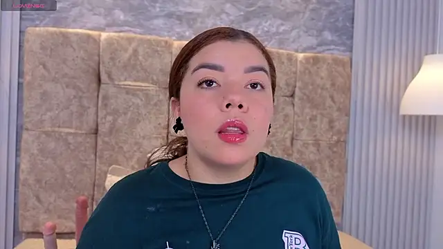 leilapons online show from February 7, 2026, 5:32 pm