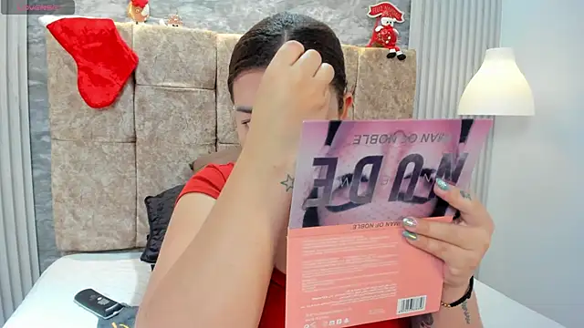 Snapshot of leilapons chatting on November 30, 2025, 5:36 pm leilapons online show from November 30, 2025, 5:36 pm