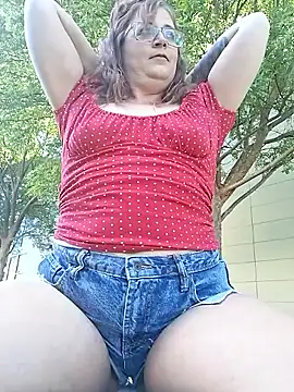 Snapshot of goddessdelphia chatting on April 16, 2026, 9:39 pm goddessdelphia online show from April 16, 2026, 9:39 pm