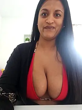 Snapshot of Busty_AriaX chatting on December 2, 2025, 10:28 am Busty AriaX online show from December 2, 2025, 10:28 am