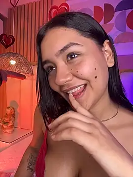 Snapshot of noa_moon chatting on February 15, 2026, 7:51 am noa moon online show from February 15, 2026, 7:51 am