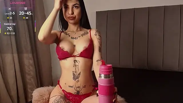 Sasha-Bloom online show from October 25, 2025, 12:04 pm