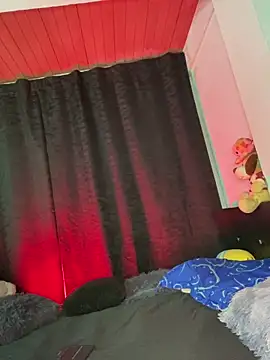 EVAH LEE  online show from March 19, 2026, 2:11 am