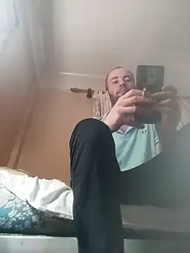 Snapshot of alexpo27 chatting on October 30, 2025, 11:45 pm alexpo27 online show from October 30, 2025, 11:45 pm