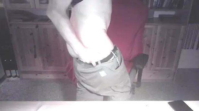 boy40bi online show from October 22, 2025, 4:45 am