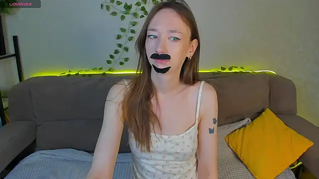 Snapshot of Miche1le_Allenne chatting on November 14, 2025, 1:09 am Miche1le Allenne online show from November 14, 2025, 1:09 am