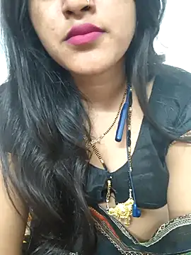 Snapshot of BEAUTY_QUE chatting on November 1, 2025, 8:57 pm BEAUTY QUE online show from November 1, 2025, 8:57 pm