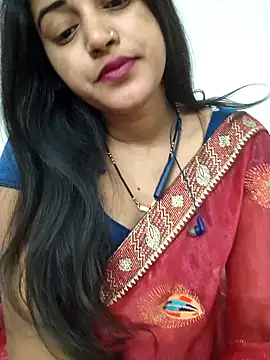 Snapshot of BEAUTY_QUE chatting on November 28, 2025, 10:54 pm BEAUTY QUE online show from November 28, 2025, 10:54 pm