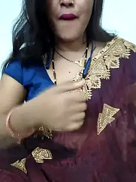 Snapshot of BEAUTY_QUE chatting on October 29, 2025, 7:02 pm BEAUTY QUE online show from October 29, 2025, 7:02 pm