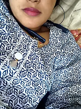 Snapshot of BEAUTY_QUE chatting on February 6, 2026, 2:57 pm BEAUTY QUE online show from February 6, 2026, 2:57 pm