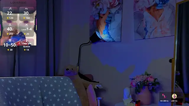 Sophie SkyAngel online show from November 25, 2025, 1:55 pm