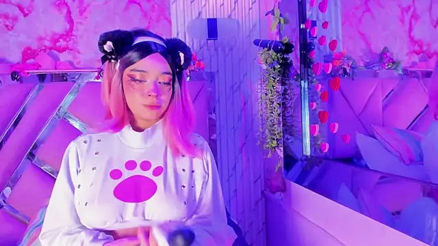 Akane Hikari  online show from March 6, 2026, 4:40 am