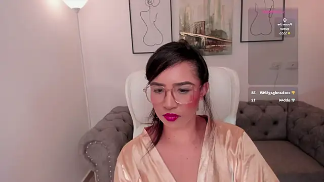 Snapshot of Sharon_breezee chatting on November 9, 2025, 2:26 am Sharon breezee online show from November 9, 2025, 2:26 am