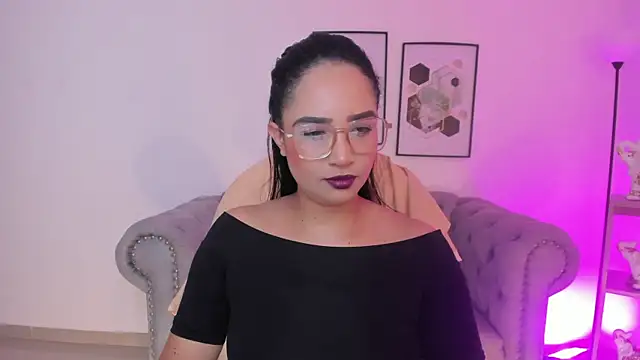 Snapshot of Sharon_breezee chatting on November 27, 2025, 4:46 am Sharon breezee online show from November 27, 2025, 4:46 am