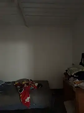 enzo vittale03  online show from February 13, 2026, 12:38 pm