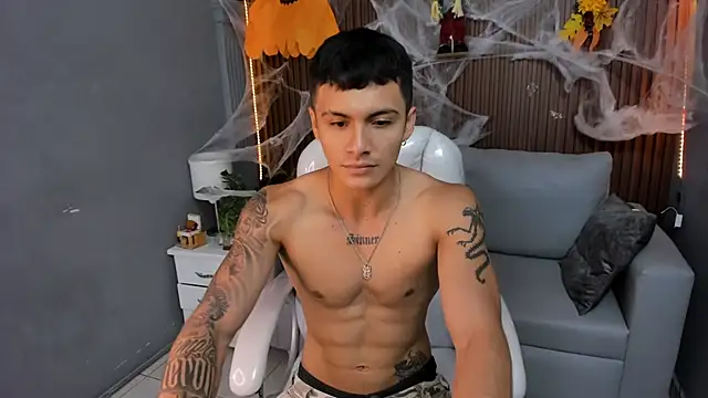 Leo santoro online show from October 25, 2025, 2:17 pm