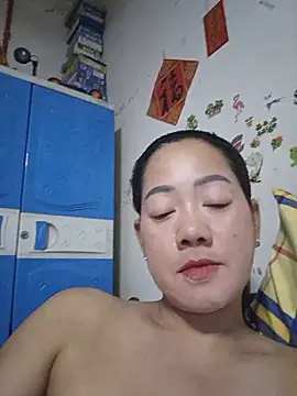 Snapshot of SweetASS6969 chatting on June 19, 2026, 6:03 pm SweetASS6969 online show from June 19, 2026, 6:03 pm