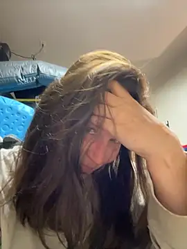 Snapshot of petalsexy chatting on November 16, 2025, 5:28 pm petalsexy online show from November 16, 2025, 5:28 pm