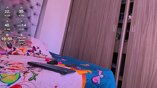 Snapshot of dreamsussi chatting on March 28, 2026, 5:03 pm dreamsussi online show from March 28, 2026, 5:03 pm