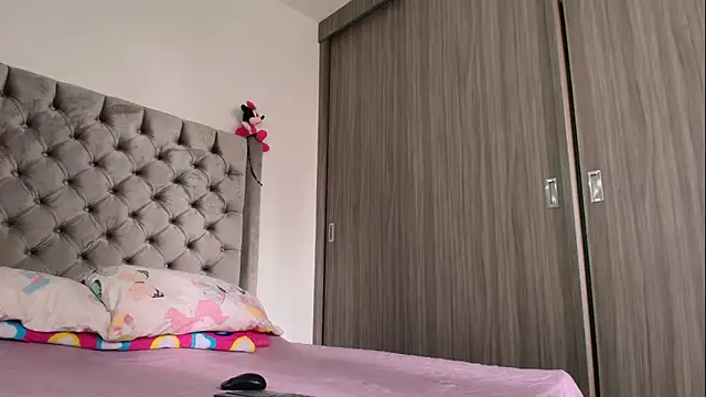 Snapshot of dreamsussi chatting on November 15, 2025, 4:11 pm dreamsussi online show from November 15, 2025, 4:11 pm