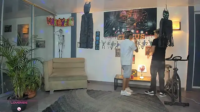 Snapshot of Bisexlifehot__ chatting on October 23, 2025, 11:14 pm Bisexlifehot online show from October 23, 2025, 11:14 pm