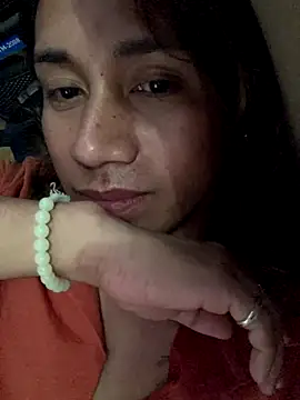 Snapshot of pretty_TRANSjona chatting on November 16, 2025, 8:19 am pretty TRANSjona online show from November 16, 2025, 8:19 am