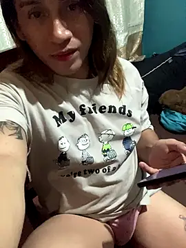 Snapshot of pretty_TRANSjona chatting on November 14, 2025, 8:45 pm pretty TRANSjona online show from November 14, 2025, 8:45 pm