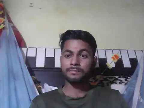 ursdreamperson online show from October 26, 2025, 4:29 pm