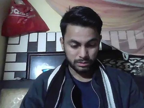 ursdreamperson online show from January 14, 2026, 3:32 am