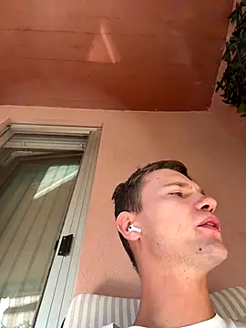 Italy sex boy online show from October 1, 2025, 12:09 pm