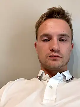 Italy sex boy online show from September 25, 2025, 12:33 pm