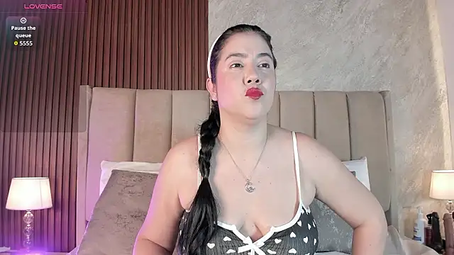 Snapshot of _Cris_Spicy_ chatting on March 18, 2026, 7:37 pm Cris Spicy online show from March 18, 2026, 7:37 pm