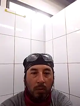 Snapshot of Lujor chatting on February 3, 2026, 3:17 pm Lujor online show from February 3, 2026, 3:17 pm