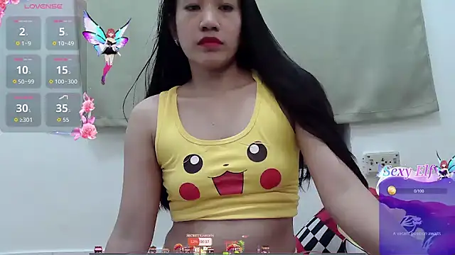 Snapshot of Ursexychixxx_4u chatting on July 4, 2026, 1:34 am Ursexychixxx 4u online show from July 4, 2026, 1:34 am