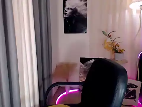 Snapshot of The_Fucking_Dolls chatting on March 30, 2026, 1:18 am The Fucking Dolls online show from March 30, 2026, 1:18 am