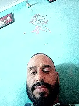 Snapshot of amitkumarkangra chatting on September 24, 2025, 12:40 am amitkumarkangra online show from September 24, 2025, 12:40 am