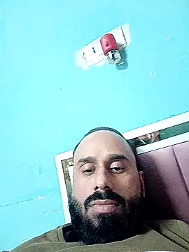 Snapshot of amitkumarkangra chatting on November 16, 2025, 4:34 pm amitkumarkangra online show from November 16, 2025, 4:34 pm