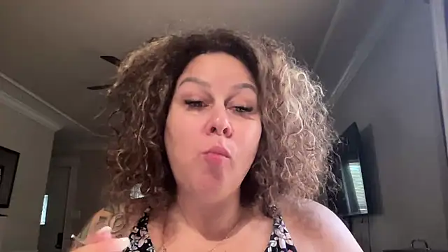 number1slut online show from September 26, 2025, 3:19 pm