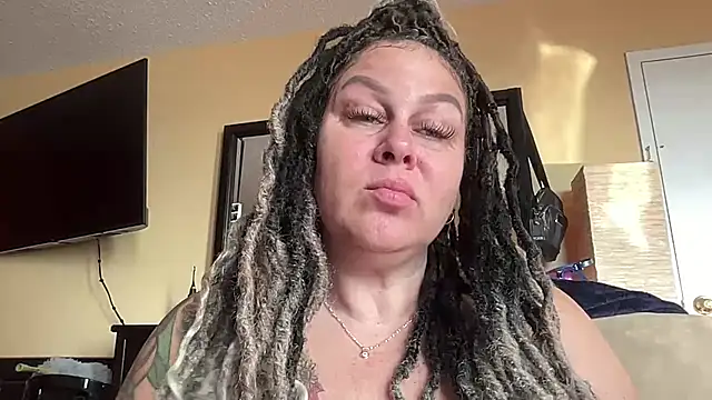 Snapshot of number1slut chatting on May 13, 2026, 12:34 pm number1slut online show from May 13, 2026, 12:34 pm