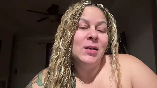 number1slut online show from March 19, 2026, 11:43 am