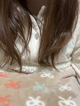 mayu06000 online show from February 13, 2026, 4:07 pm