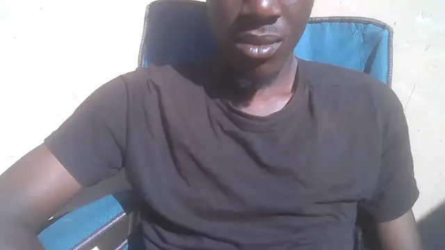 Snapshot of cuminsidebby chatting on June 1, 2026, 7:52 am cuminsidebby online show from June 1, 2026, 7:52 am