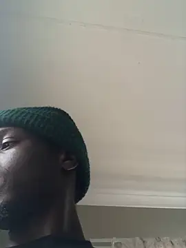 Snapshot of cuminsidebby chatting on October 28, 2025, 5:39 am cuminsidebby online show from October 28, 2025, 5:39 am