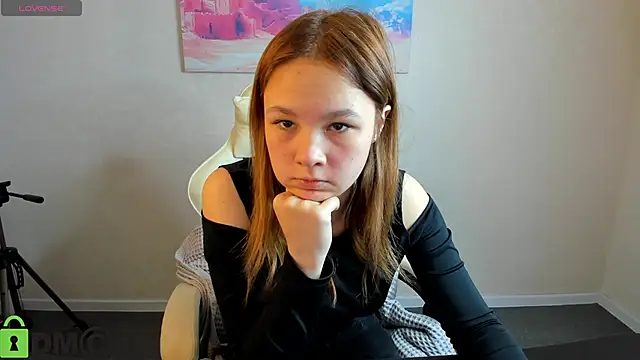 Lori Blossom online show from September 22, 2025, 7:47 am