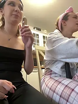 Snapshot of yourfavpsy_ chatting on March 27, 2026, 1:12 pm yourfavpsy online show from March 27, 2026, 1:12 pm