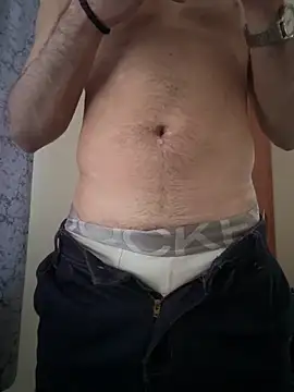 Snapshot of FitNhot_sam chatting on February 4, 2026, 7:47 am FitNhot sam online show from February 4, 2026, 7:47 am