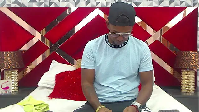 AndyCalifornia1 online show from November 14, 2025, 12:53 pm