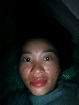 Snapshot of Phuongphuongg chatting on October 26, 2025, 10:10 pm Phuongphuongg online show from October 26, 2025, 10:10 pm