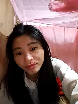 Snapshot of Phuongphuongg chatting on December 17, 2025, 1:49 pm Phuongphuongg online show from December 17, 2025, 1:49 pm